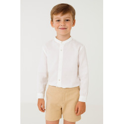 Conjunto de niño en blanco...