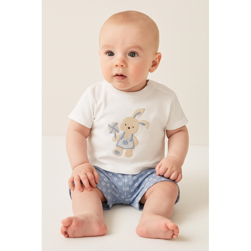 Conjunto bebé niño Mayoral con camiseta conejito y short azul estampado