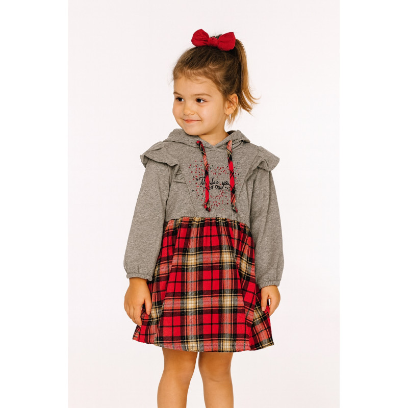 Vestido con capucha y falda a cuadros